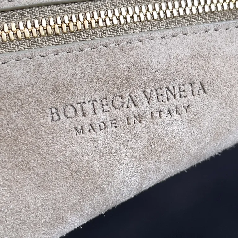 Bottega Veneta Bag 